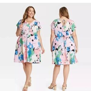 Women's Flutter Short Sleeve MIDI Dress - Ava & Viv Abstract Floral 2X